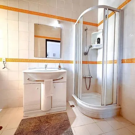 Big Private W Bathroom Apartman *